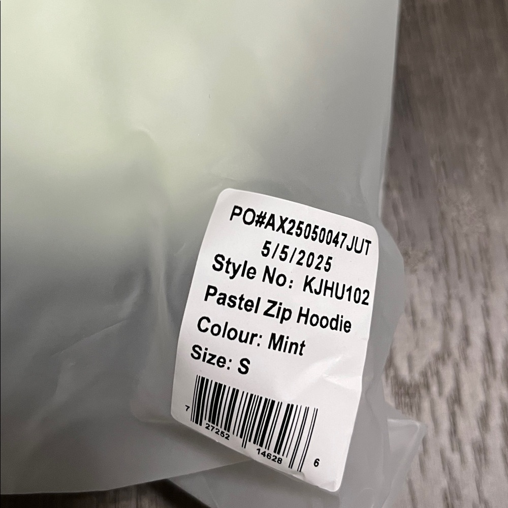 Comfrt Pastel Zip Hoodie in Mint Size Small - Picture 2 of 7